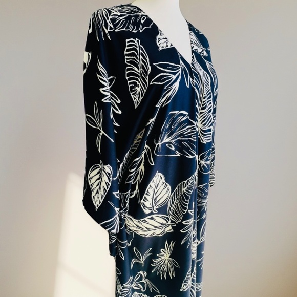 0137/Navy Color Long Kaftan, Rayon Viscose Material - Picture 8 of 12